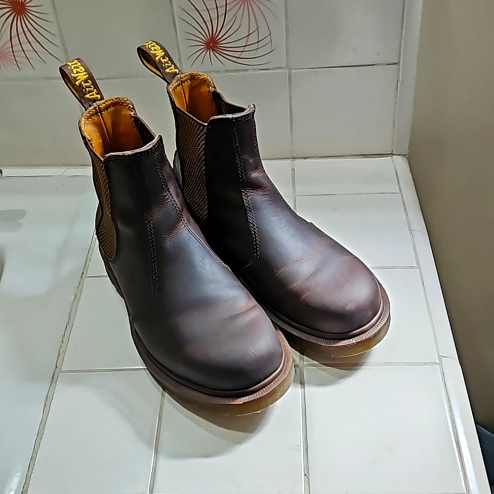 Women's Doc Martens Chelsea boot